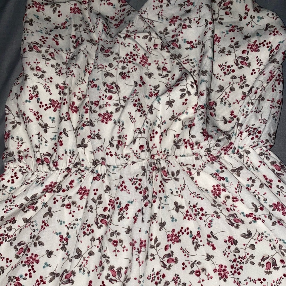 Romper - Picture 3 of 5